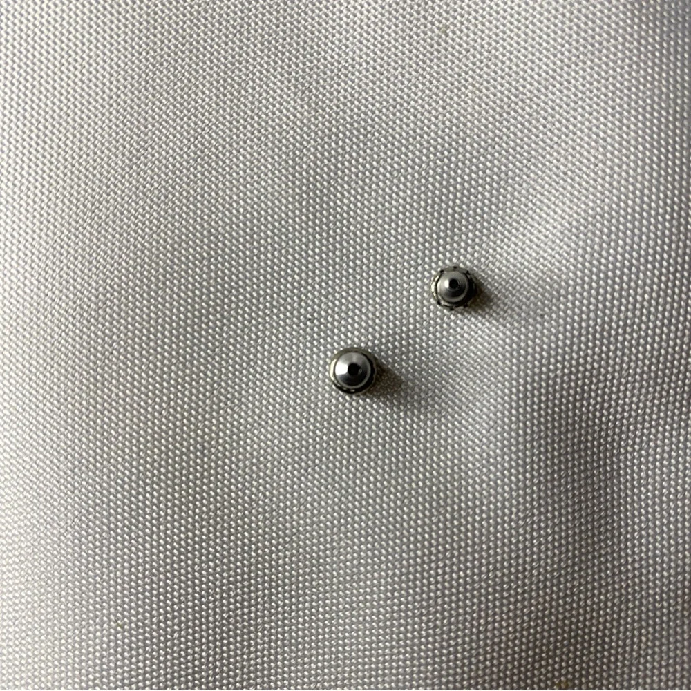 Elegant Purple Hoop Earrings - Picture 3 of 4